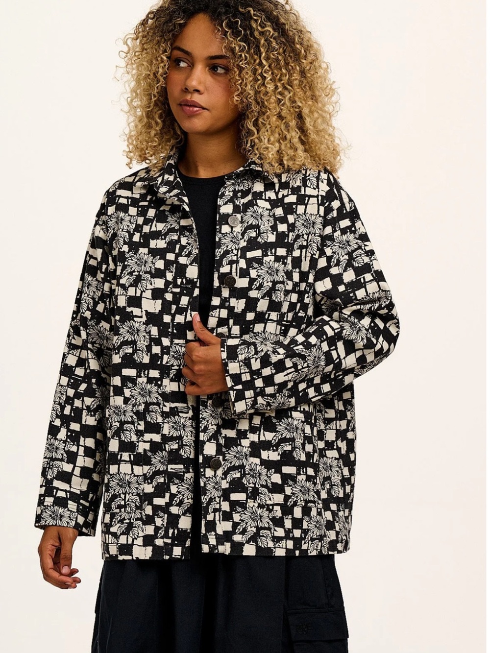 Lucy & Yak L.E. Olly Cotton Jacket – Black & White Sunflower Check